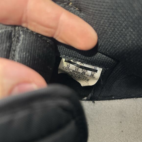 Nike Air Jordan 1 Retro High OG NRG “Patent Gold Toe" - Picture 13 of 13